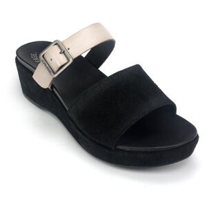 🚨MAKE AN OFFER🚨 Kork-Ease Bisti Two Strap Sandal